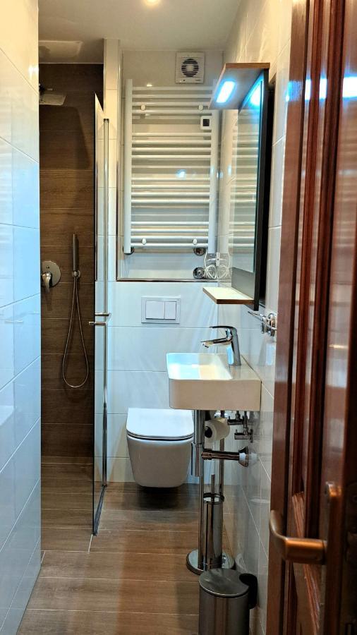רוביני Studio Apartman Olivera מראה חיצוני תמונה