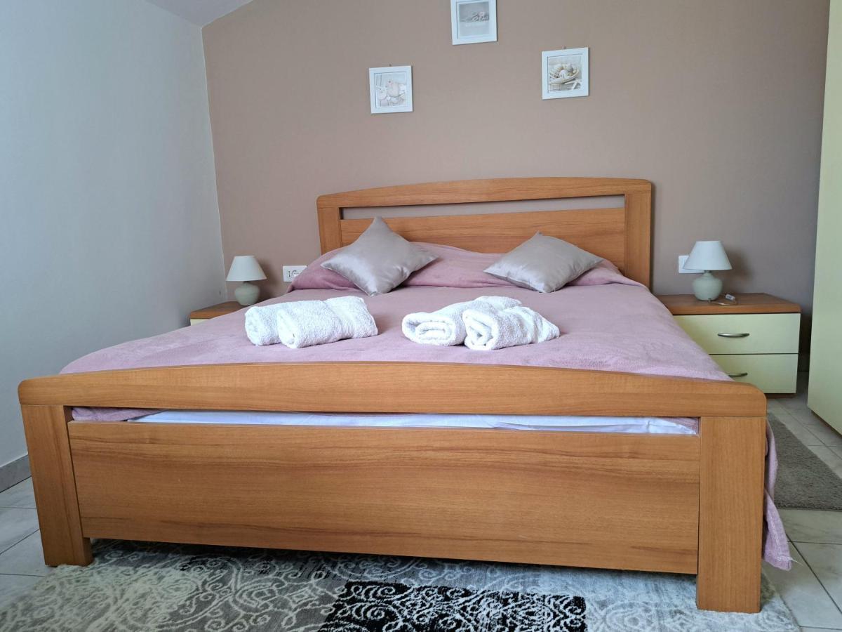 רוביני Studio Apartman Olivera מראה חיצוני תמונה